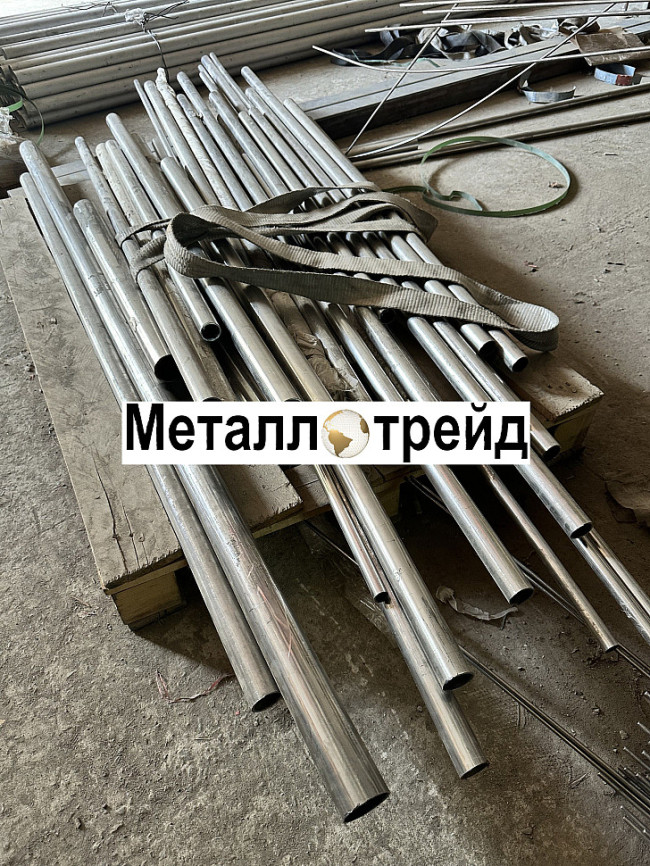 Труба нержавеющая профильная AISI 430 30х30х1,5 мм 6000 Труба нержавеющая профильная AISI 430 30х30х1,5 мм 6000